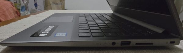 Portátil Medion i7 SSD S6445